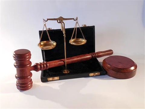 南山區南油律師解答非法經營罪如何判刑?